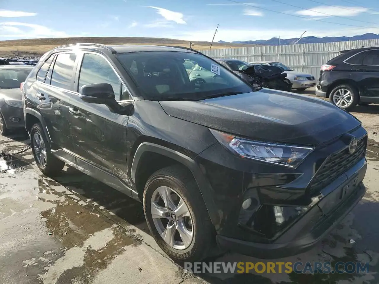 4 Photograph of a damaged car 2T3P1RFVXMC173868 TOYOTA RAV4 2021
