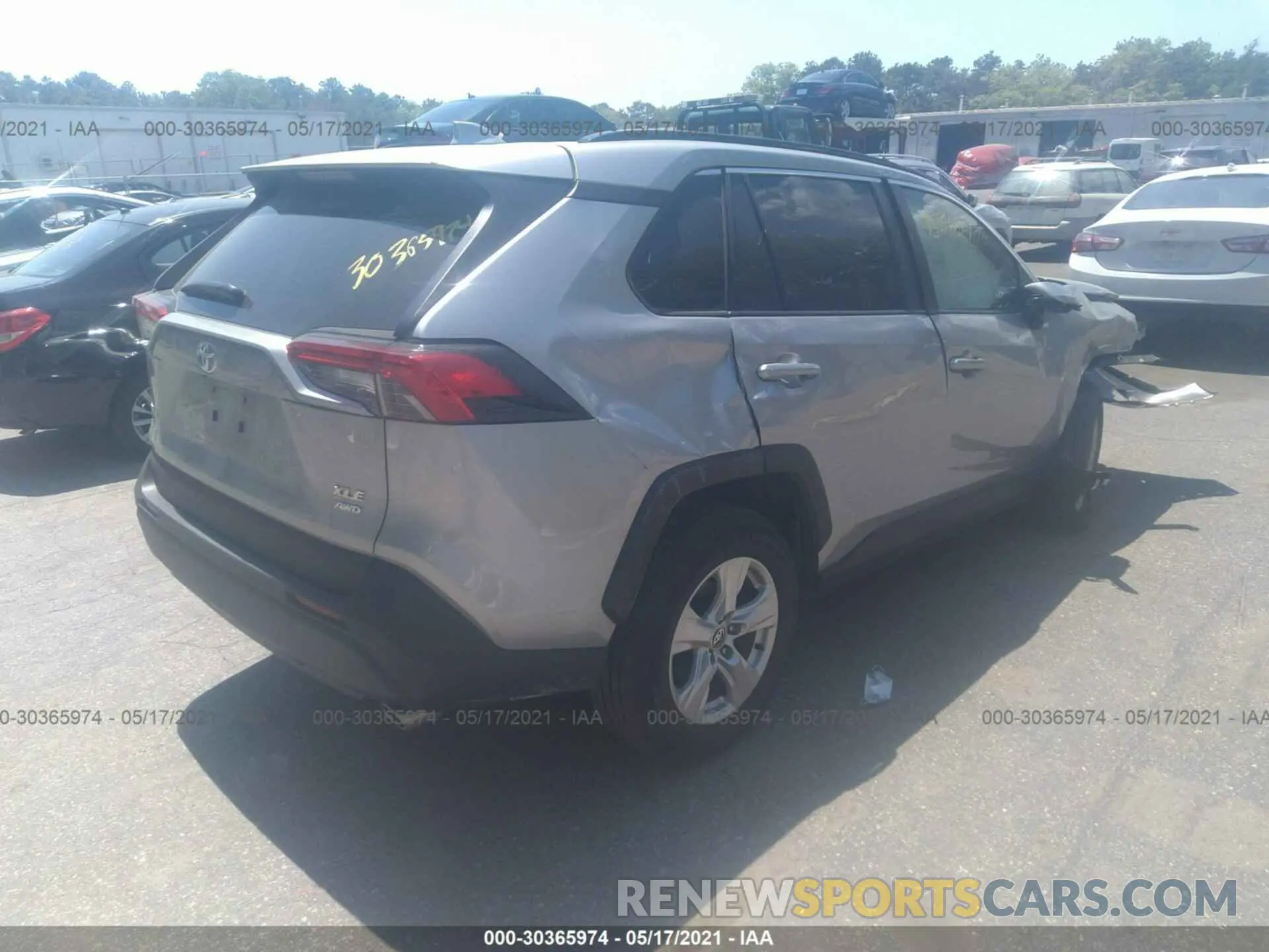4 Photograph of a damaged car 2T3P1RFVXMC175474 TOYOTA RAV4 2021