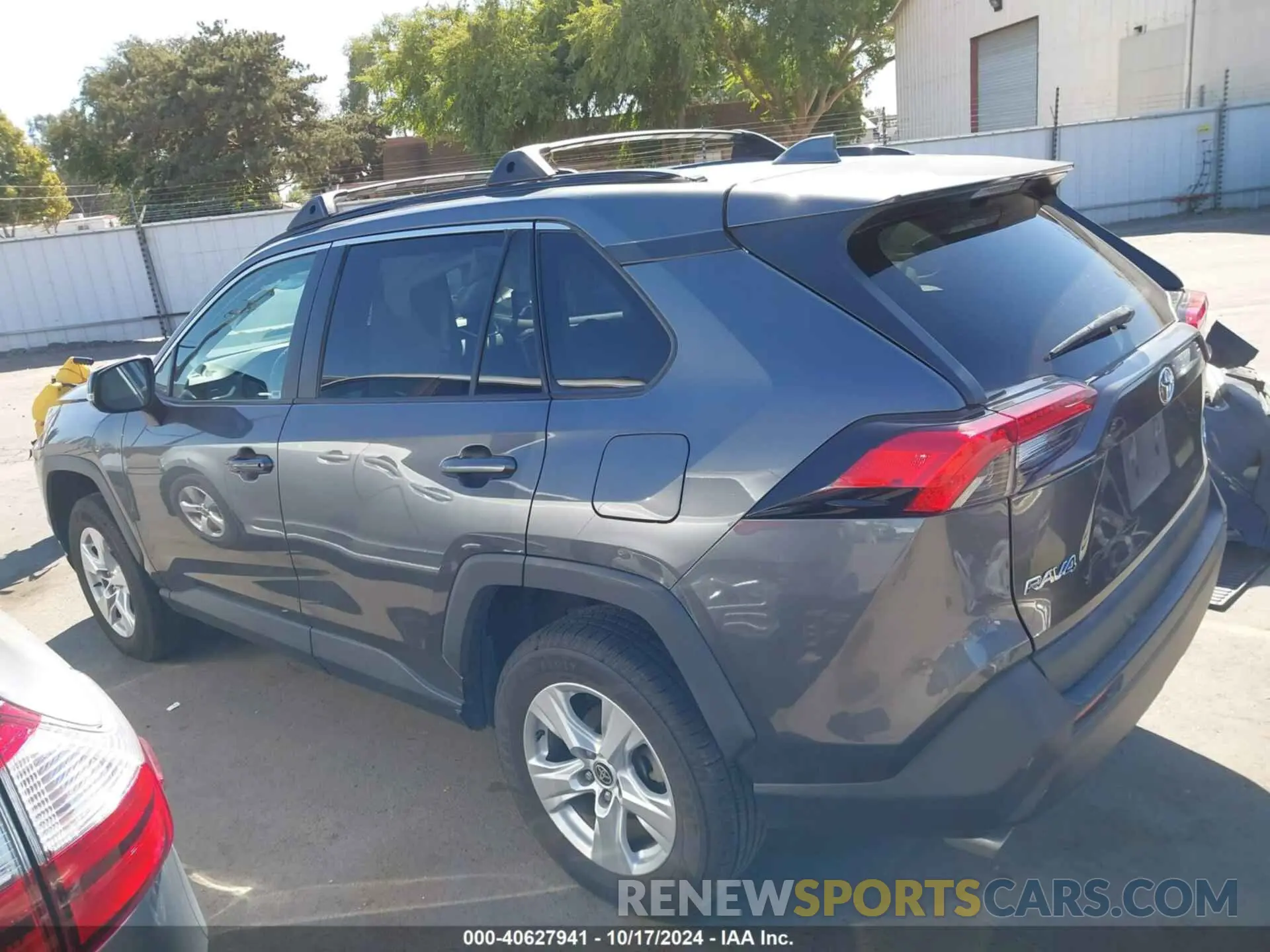 14 Photograph of a damaged car 2T3P1RFVXMC178598 TOYOTA RAV4 2021