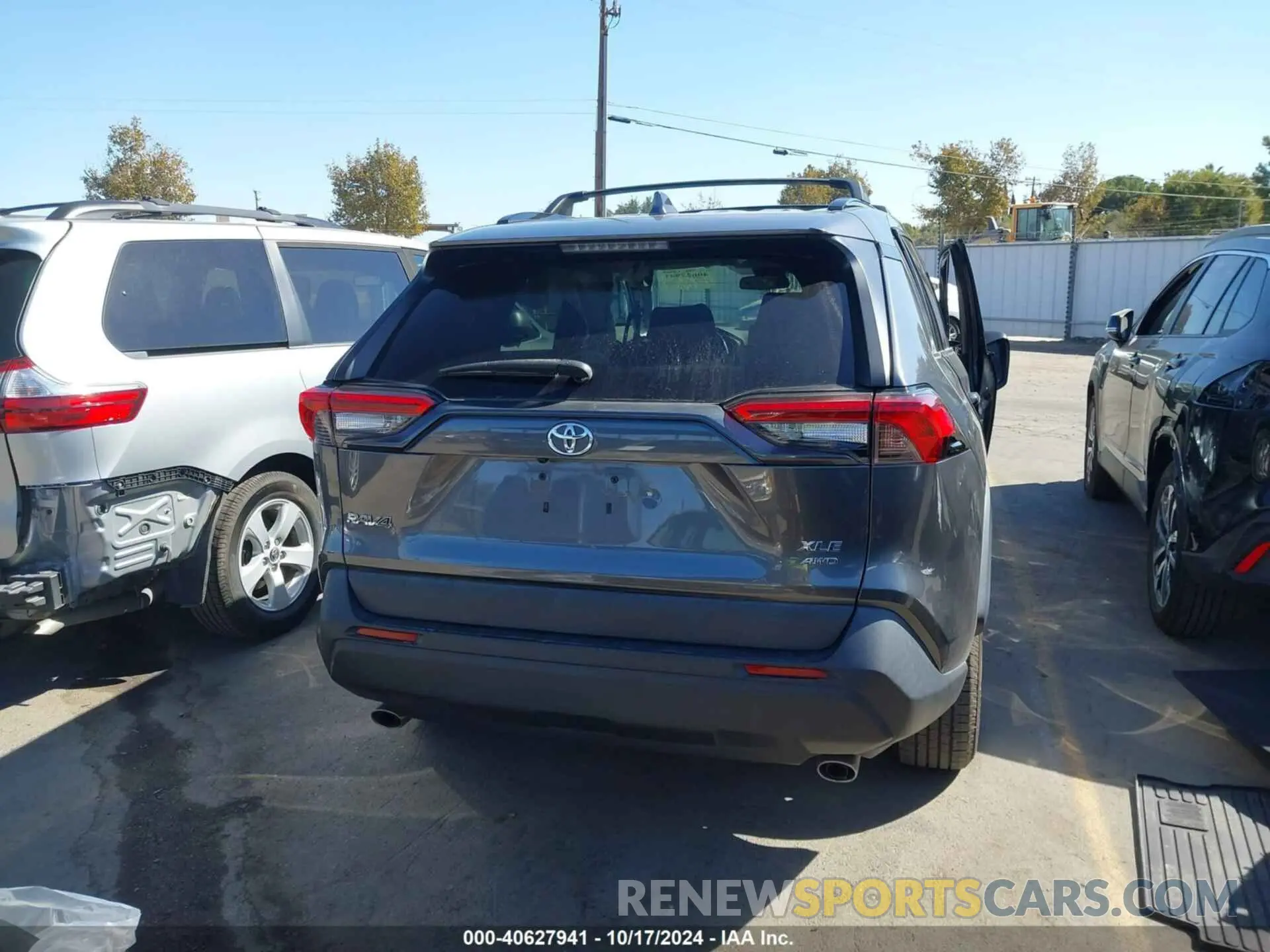 16 Photograph of a damaged car 2T3P1RFVXMC178598 TOYOTA RAV4 2021