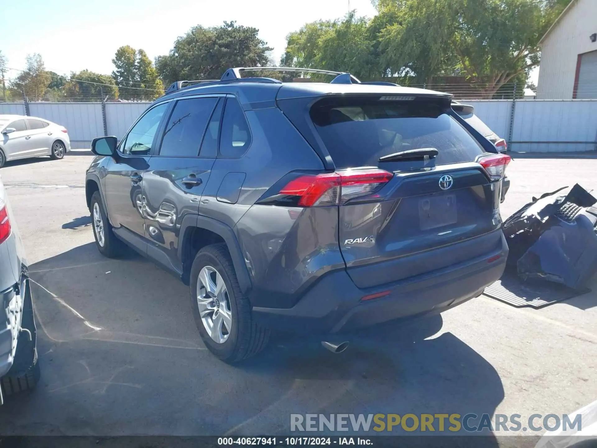 3 Photograph of a damaged car 2T3P1RFVXMC178598 TOYOTA RAV4 2021
