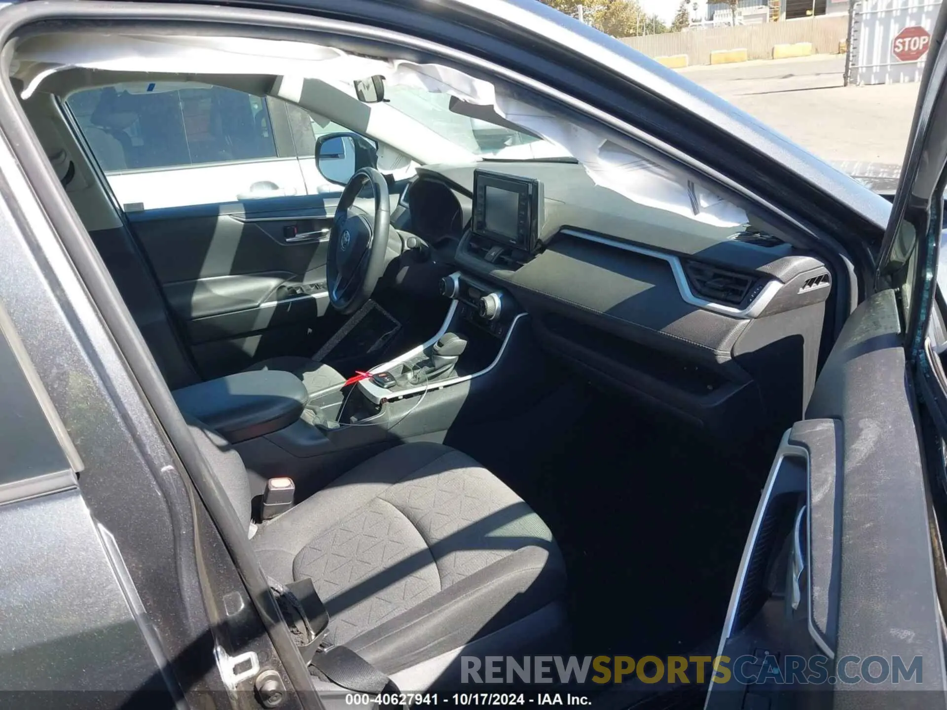 5 Photograph of a damaged car 2T3P1RFVXMC178598 TOYOTA RAV4 2021