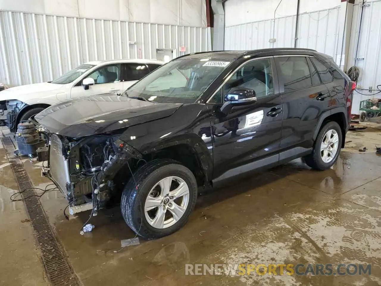1 Photograph of a damaged car 2T3P1RFVXMC207145 TOYOTA RAV4 2021