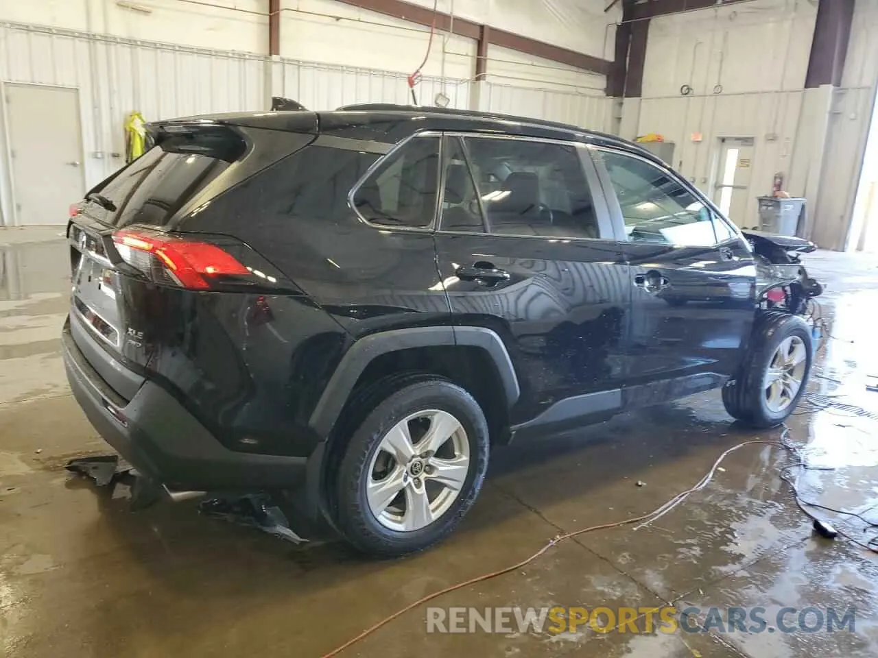 3 Photograph of a damaged car 2T3P1RFVXMC207145 TOYOTA RAV4 2021