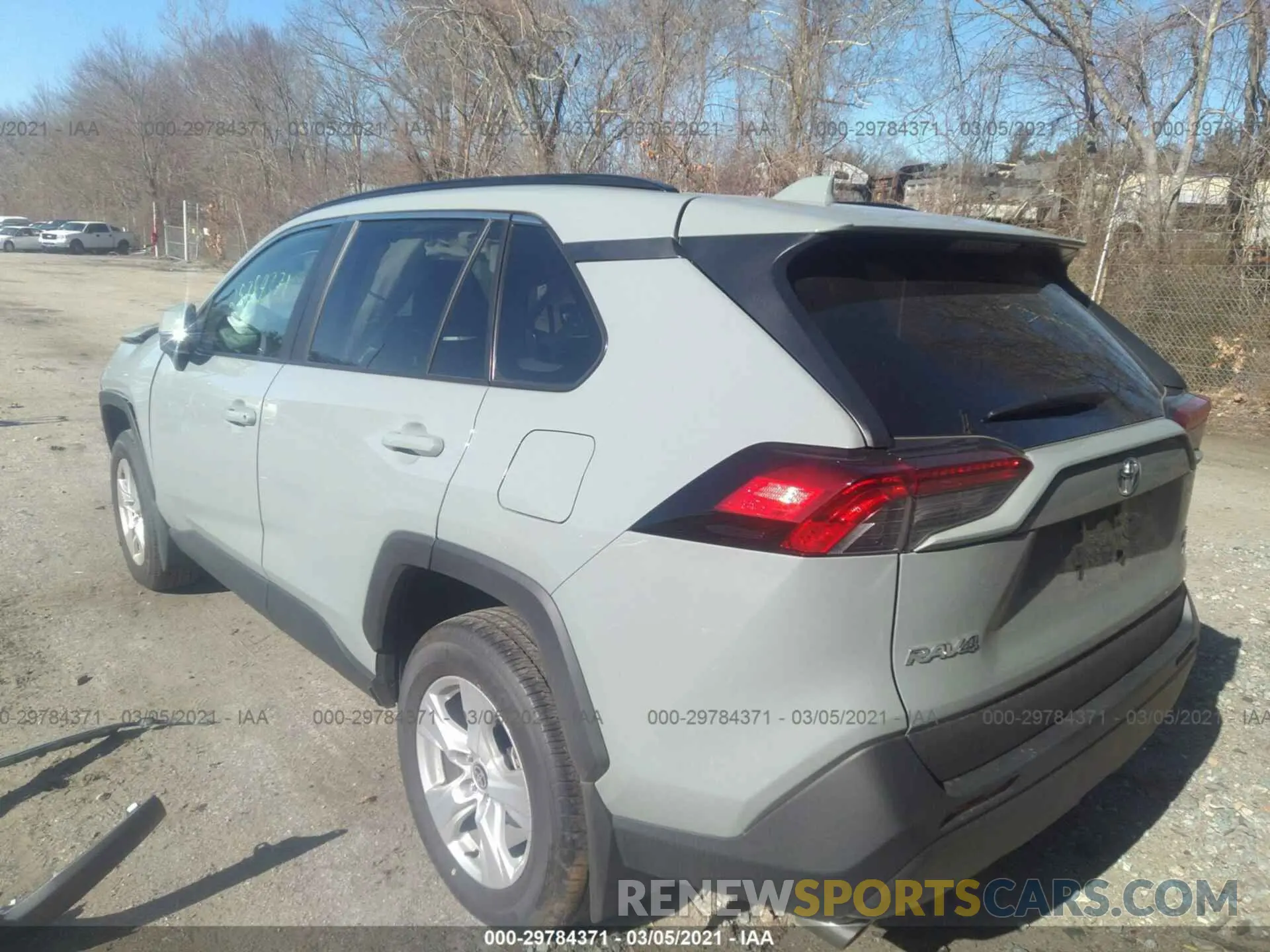 3 Photograph of a damaged car 2T3P1RFVXMW177272 TOYOTA RAV4 2021