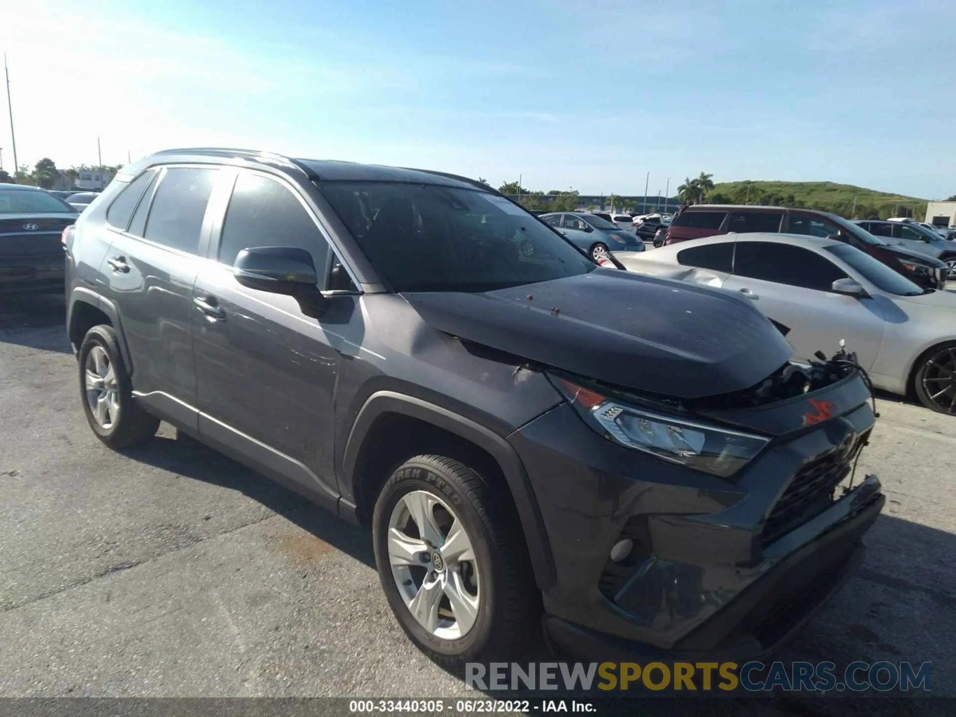 1 Photograph of a damaged car 2T3P1RFVXMW180172 TOYOTA RAV4 2021