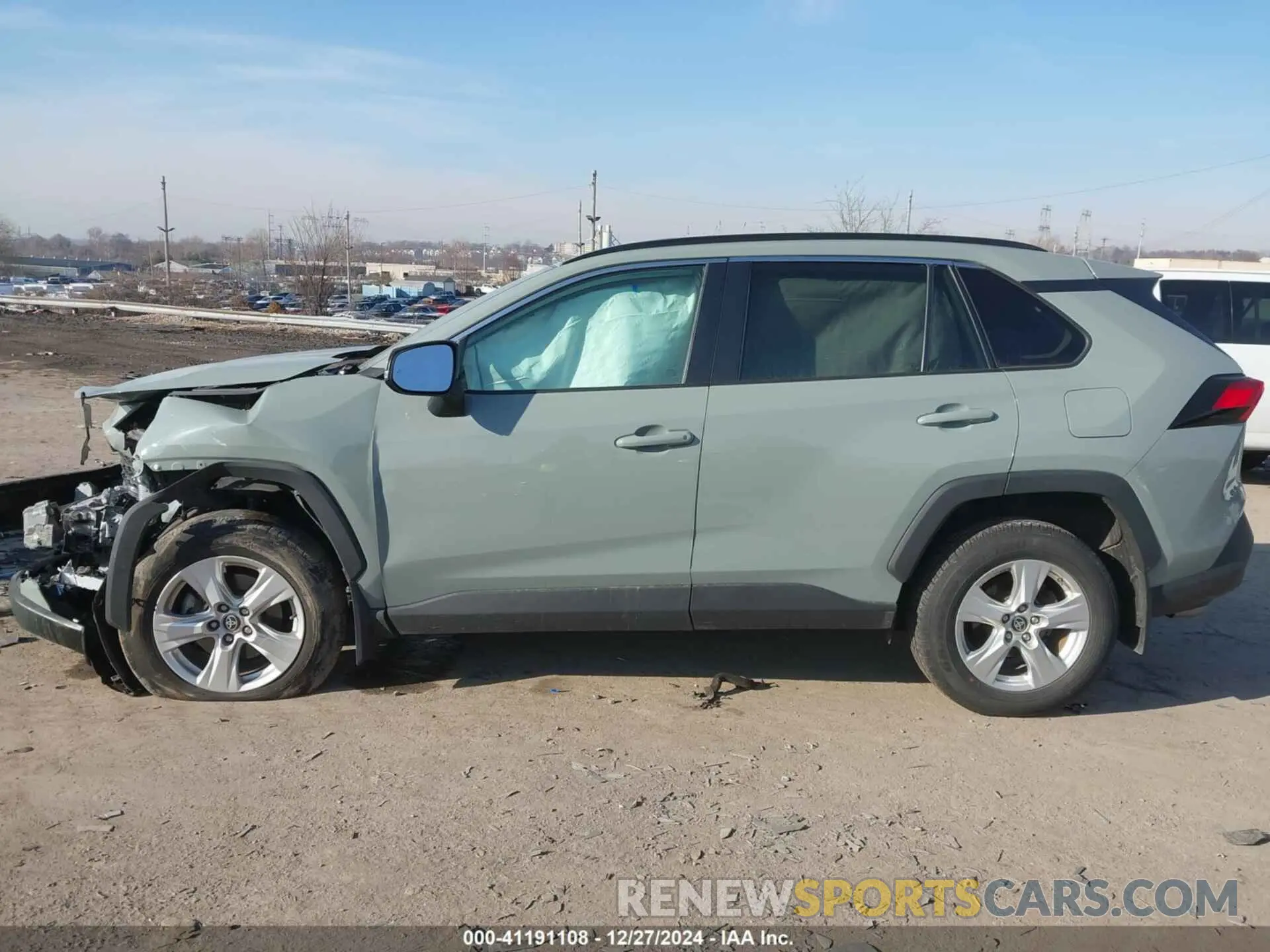 13 Photograph of a damaged car 2T3P1RFVXMW183461 TOYOTA RAV4 2021