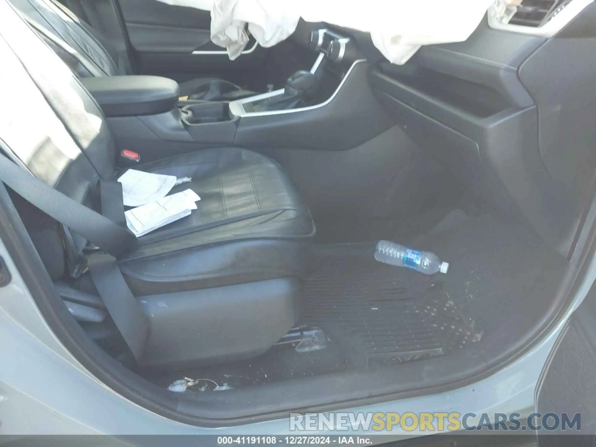 5 Photograph of a damaged car 2T3P1RFVXMW183461 TOYOTA RAV4 2021
