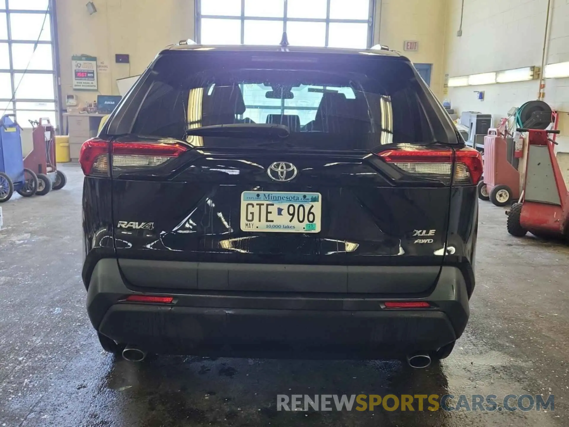 10 Фотография поврежденного автомобиля 2T3P1RFVXMW206169 TOYOTA RAV4 2021