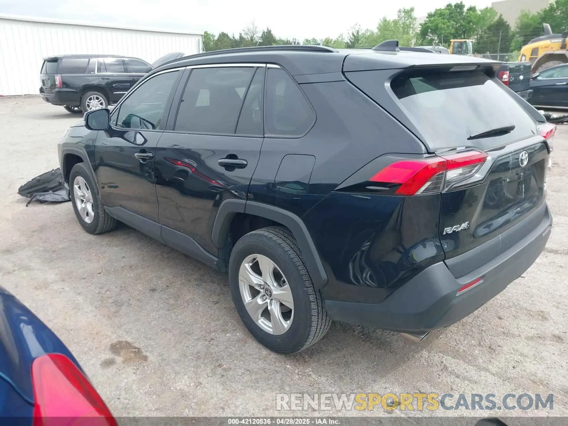 3 Photograph of a damaged car 2T3P1RFVXMW227426 TOYOTA RAV4 2021