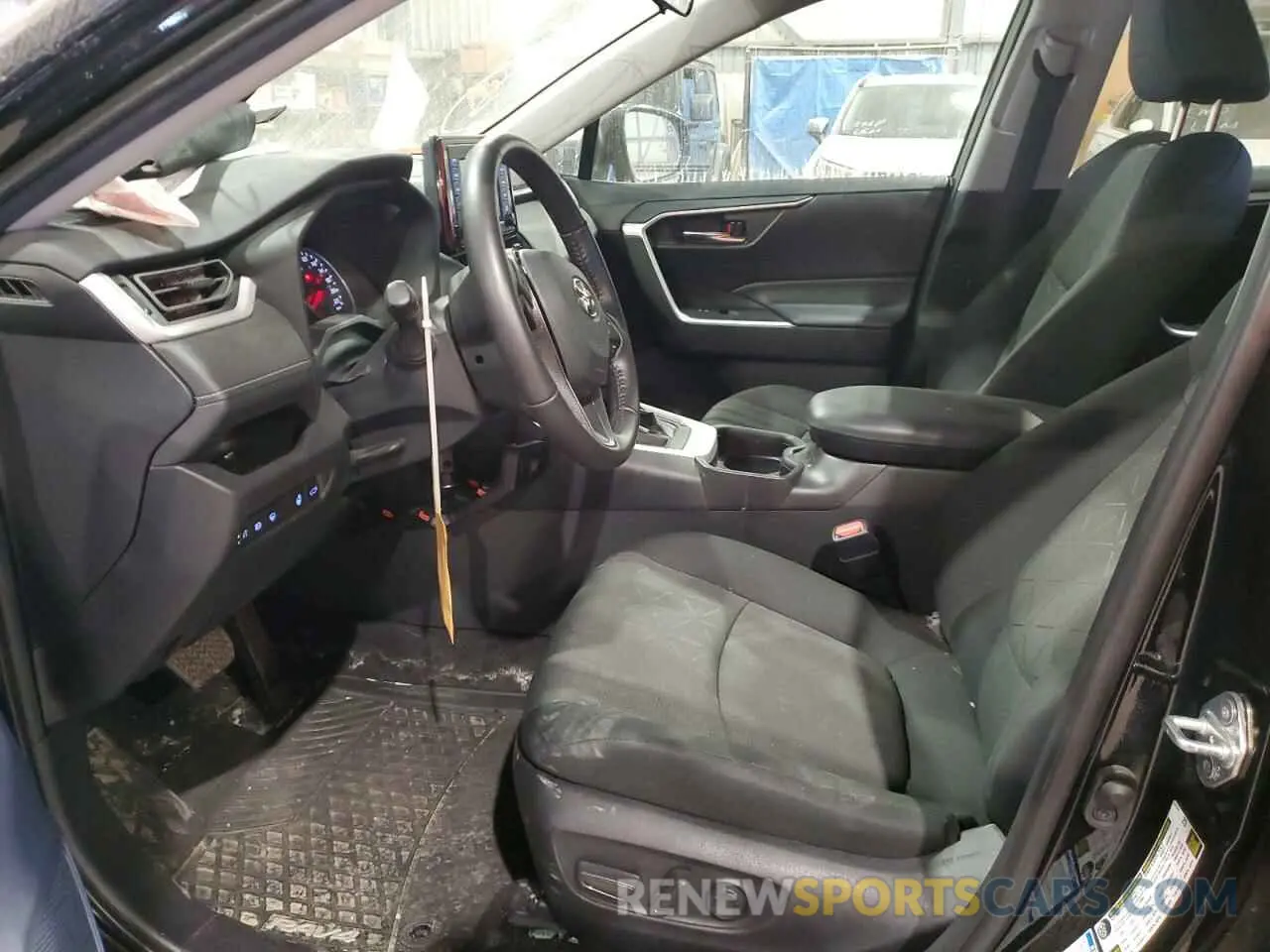 7 Фотография поврежденного автомобиля 2T3R1RFV1MC241970 TOYOTA RAV4 2021
