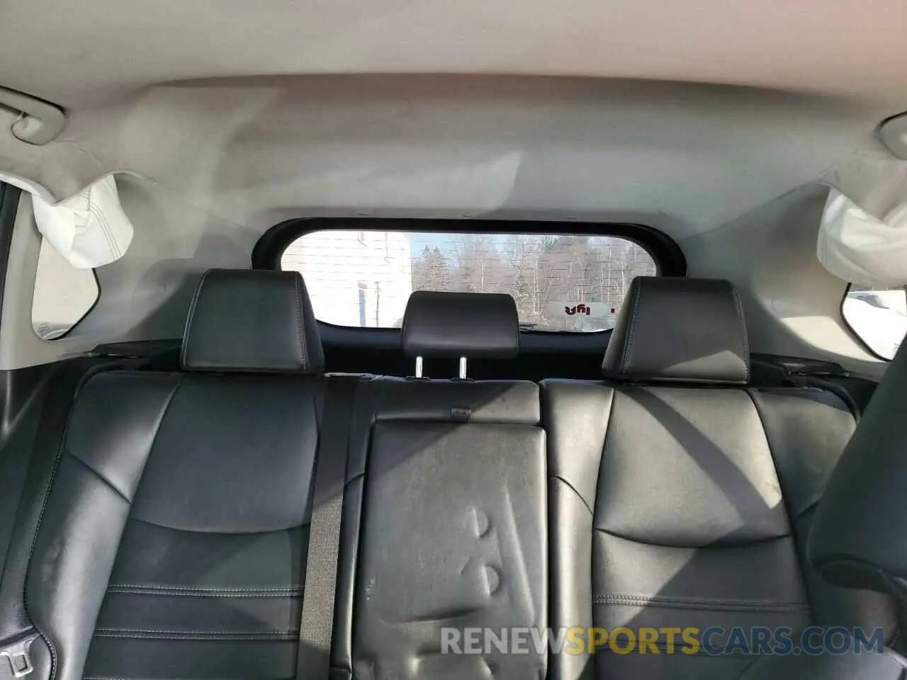 10 Photograph of a damaged car 2T3R1RFV3MC152286 TOYOTA RAV4 2021