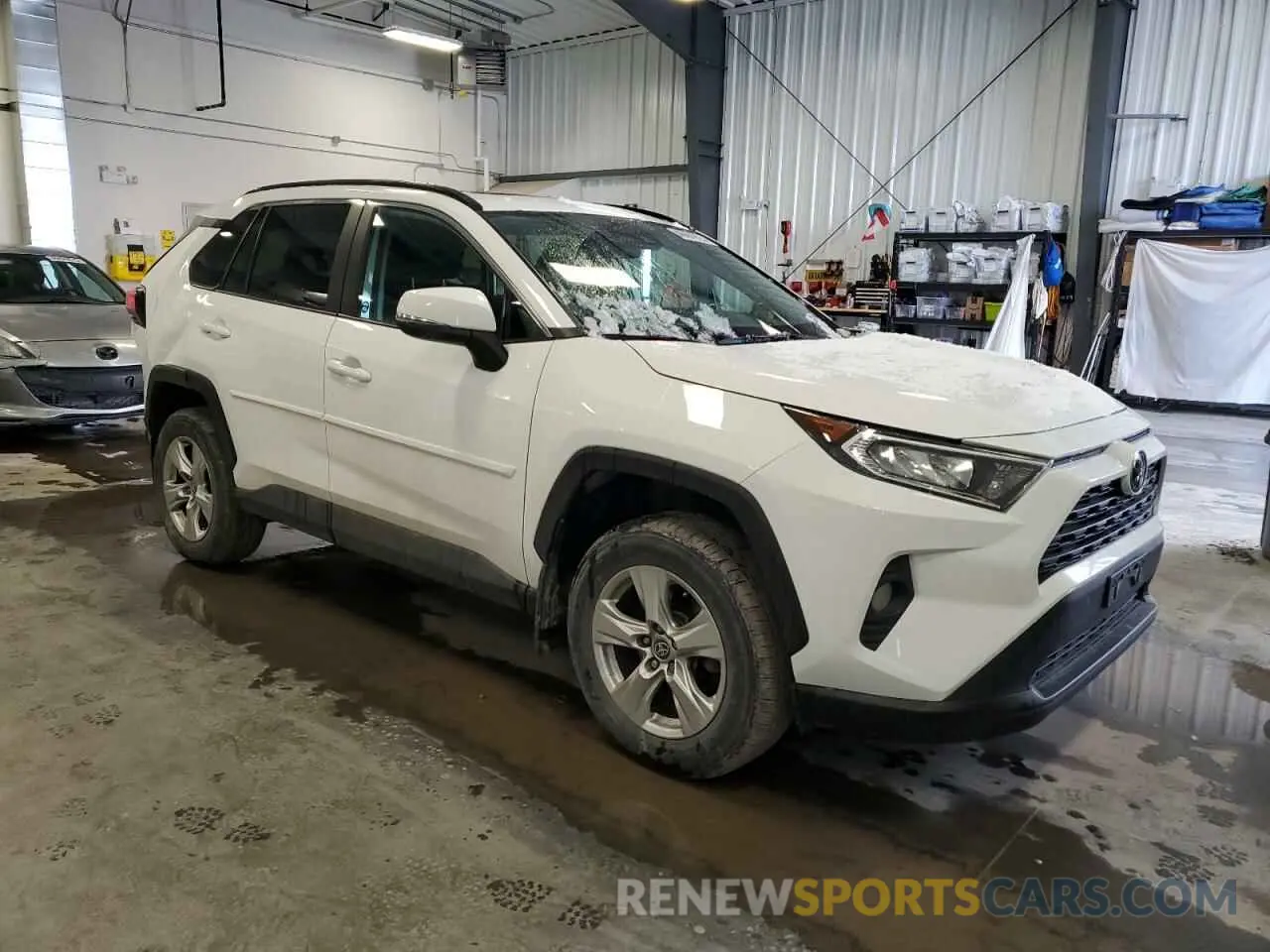 4 Photograph of a damaged car 2T3R1RFV7MW245083 TOYOTA RAV4 2021