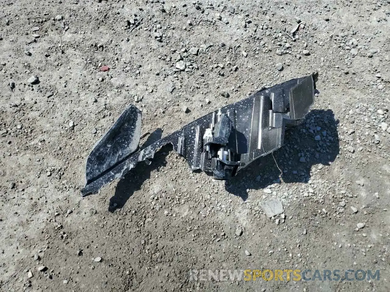 13 Photograph of a damaged car 2T3R6RFV2MW004775 TOYOTA RAV4 2021