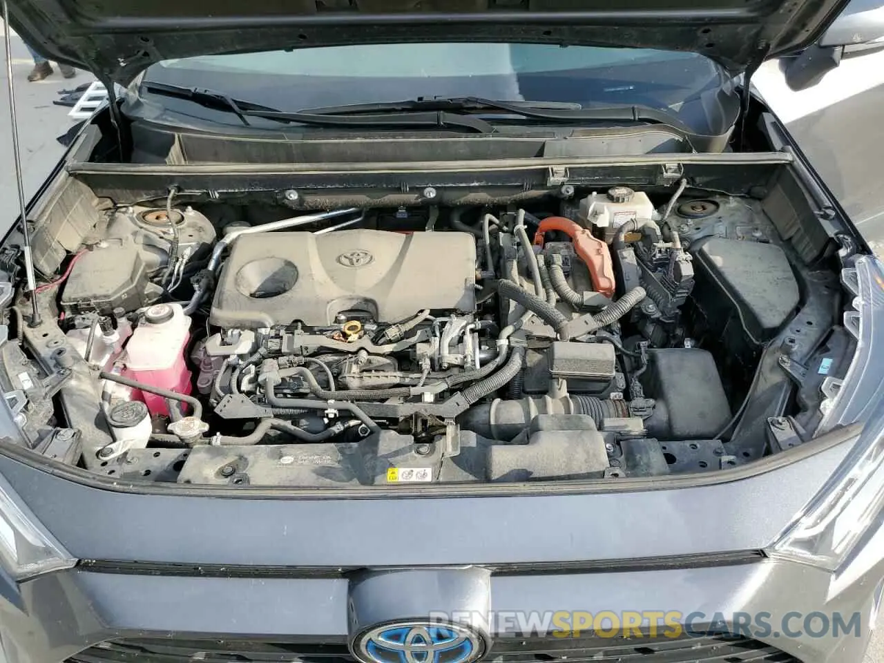 12 Photograph of a damaged car 2T3R6RFV6MW007551 TOYOTA RAV4 2021