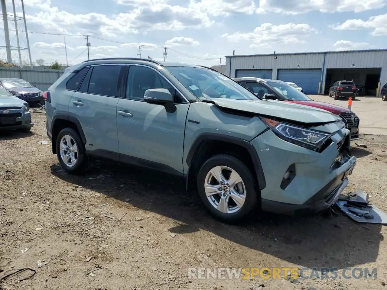 4 Photograph of a damaged car 2T3RWRFV3MW126688 TOYOTA RAV4 2021