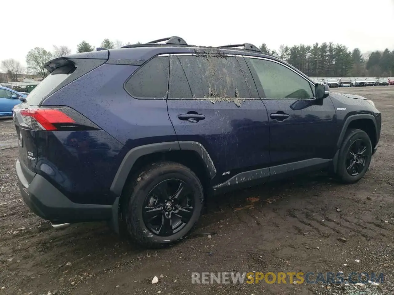 3 Photograph of a damaged car 2T3RWRFV9MW114125 TOYOTA RAV4 2021