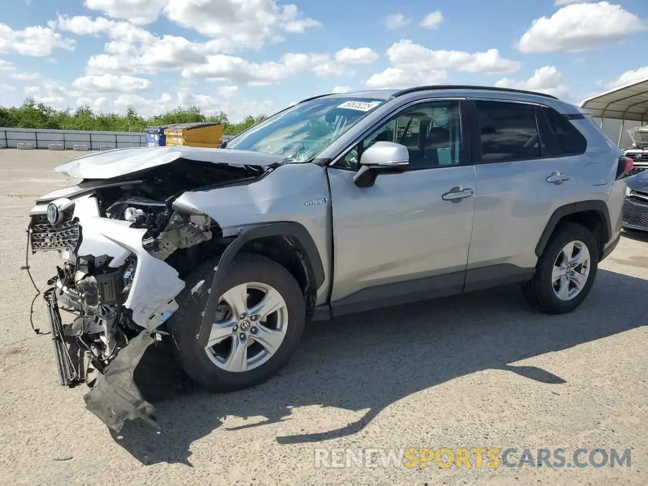 1 Photograph of a damaged car 2T3RWRFV9MW121785 TOYOTA RAV4 2021