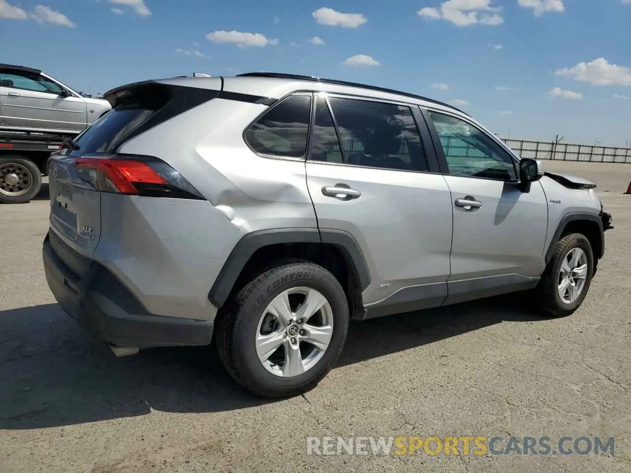 3 Photograph of a damaged car 2T3RWRFV9MW121785 TOYOTA RAV4 2021