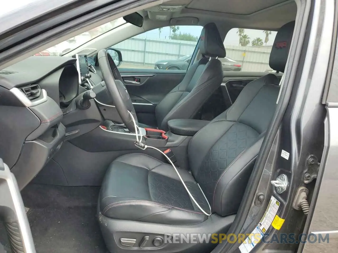 7 Фотография поврежденного автомобиля 2T3S1RFV1MW167370 TOYOTA RAV4 2021