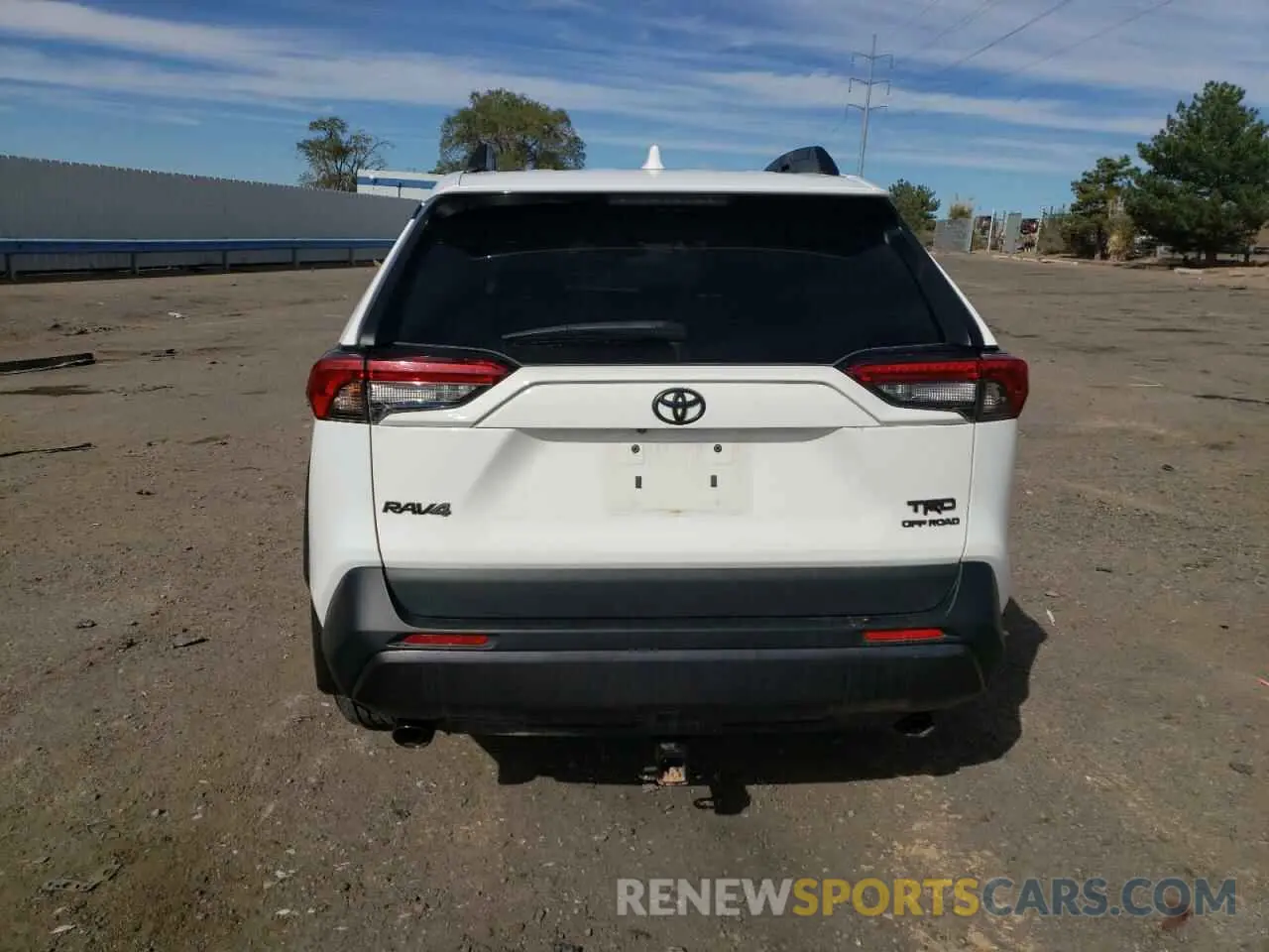 6 Photograph of a damaged car 2T3S1RFV6MW153156 TOYOTA RAV4 2021