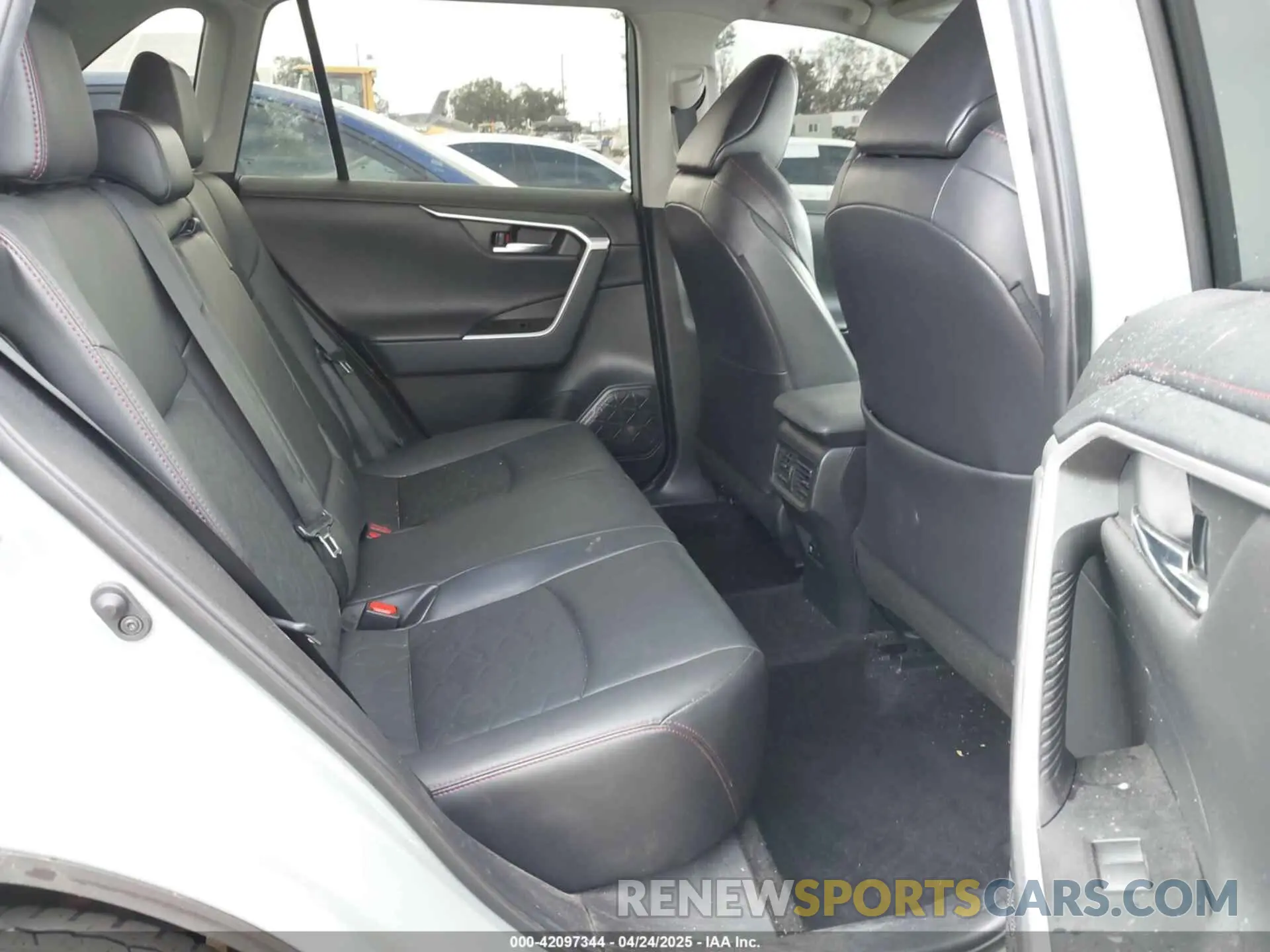 8 Фотография поврежденного автомобиля 2T3S1RFV7MW227359 TOYOTA RAV4 2021