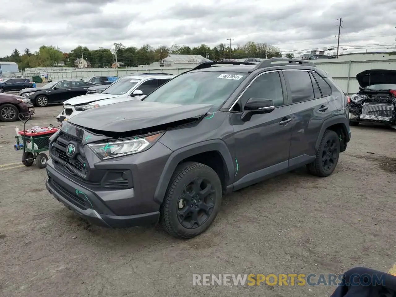 1 Photograph of a damaged car 2T3S1RFV9MW244003 TOYOTA RAV4 2021