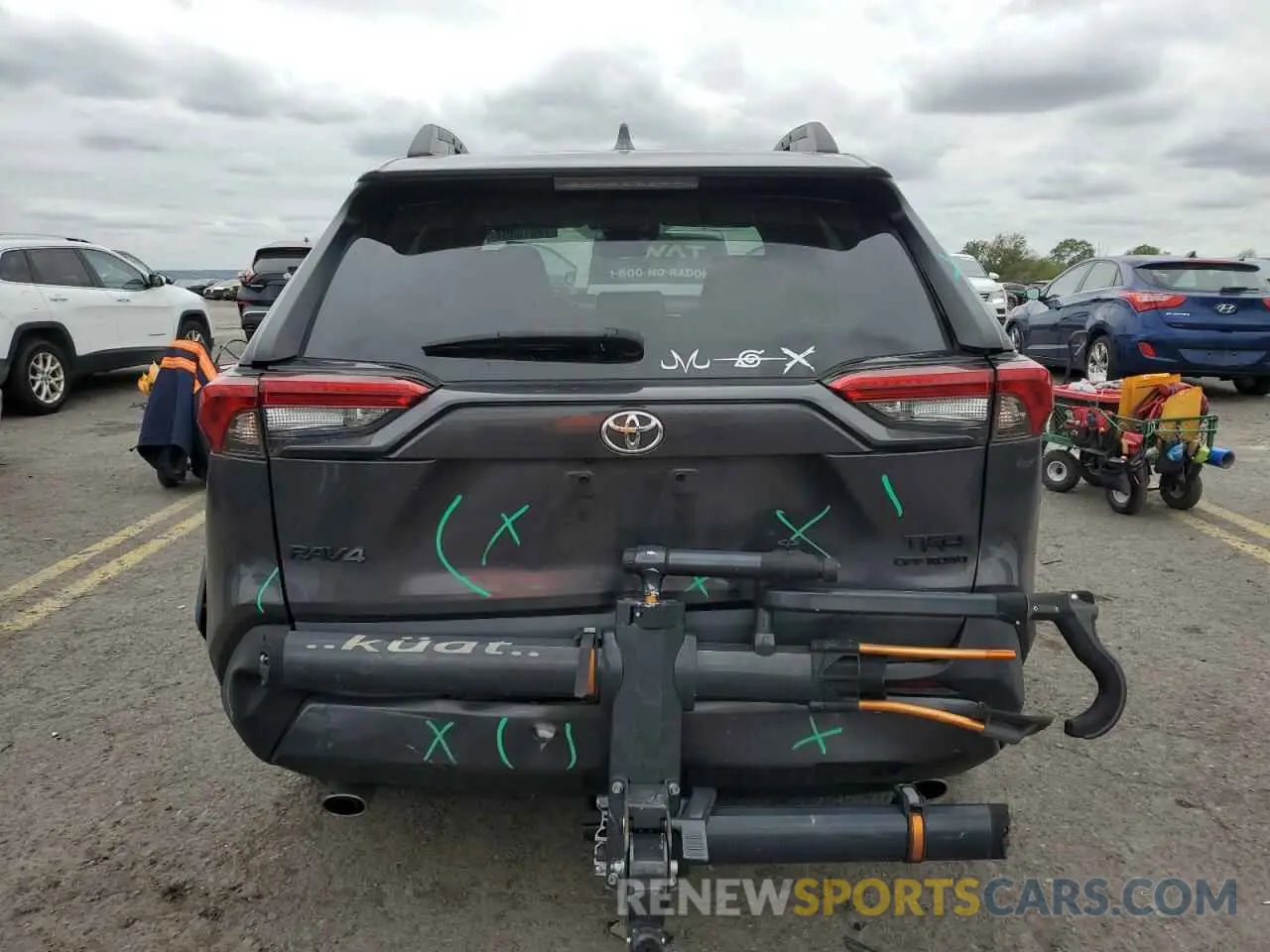 6 Photograph of a damaged car 2T3S1RFV9MW244003 TOYOTA RAV4 2021