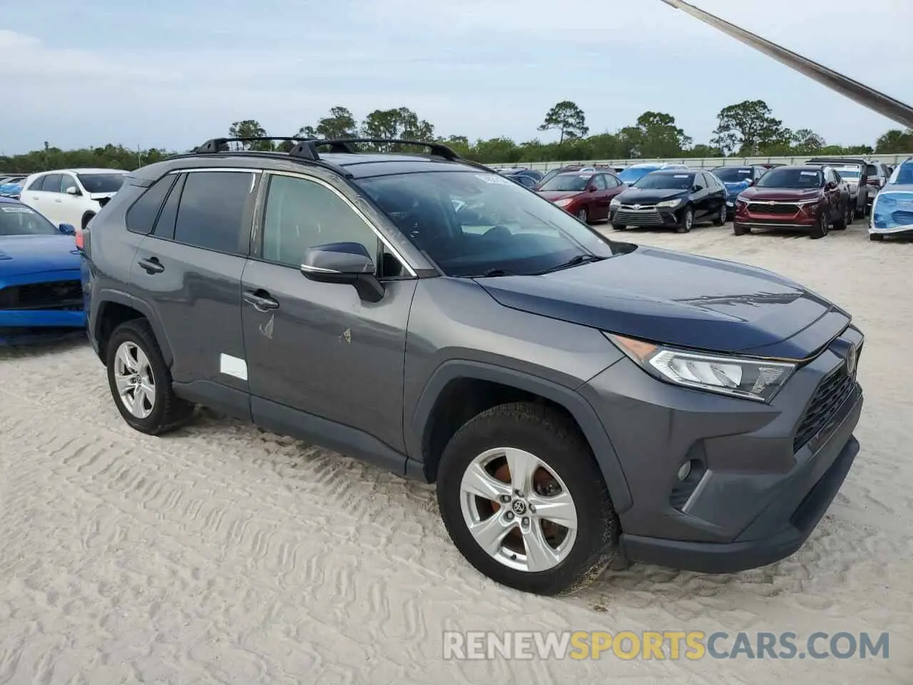 4 Photograph of a damaged car 2T3W1RFV0MC135058 TOYOTA RAV4 2021