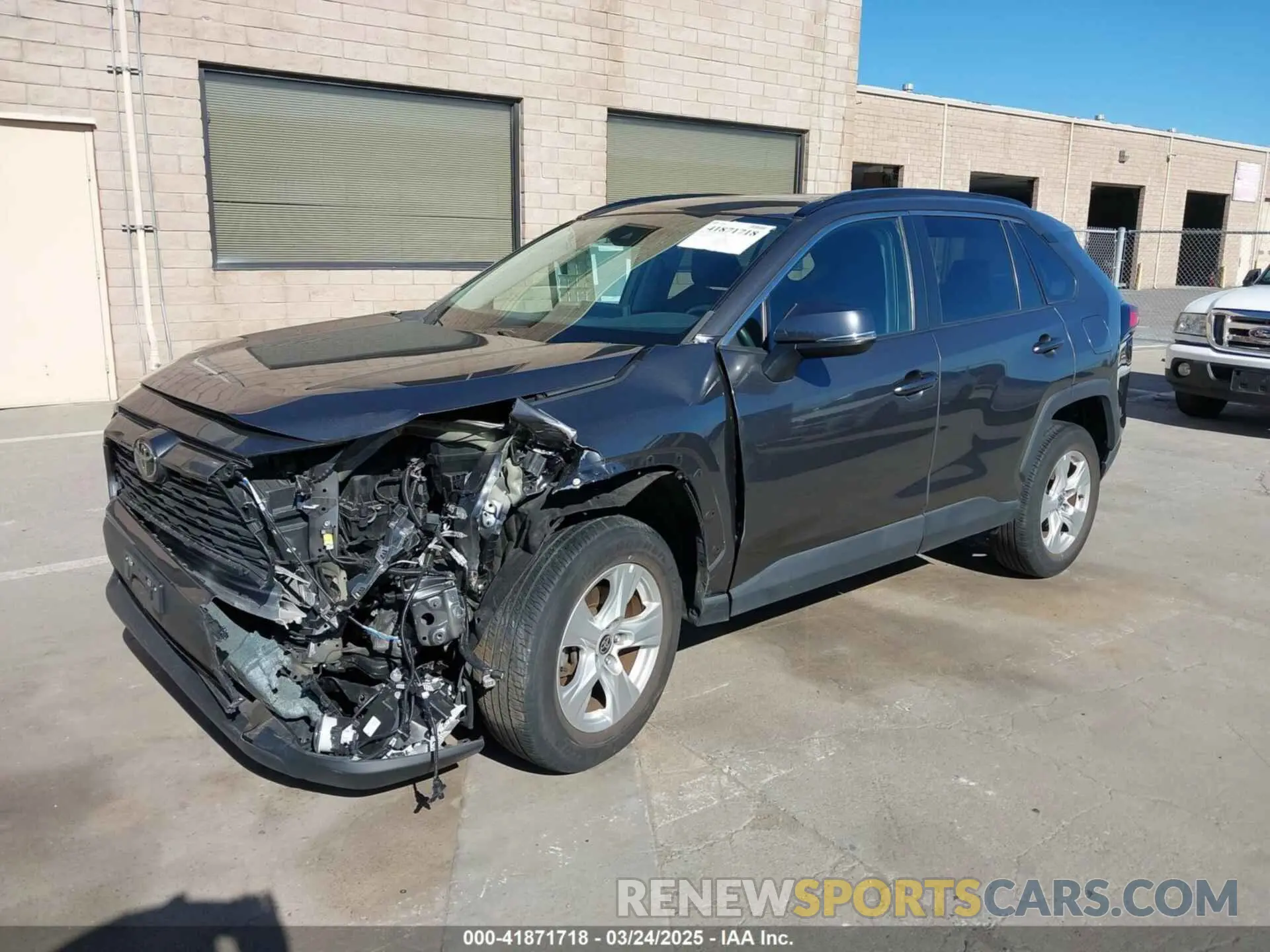 2 Фотография поврежденного автомобиля 2T3W1RFV0MC152913 TOYOTA RAV4 2021