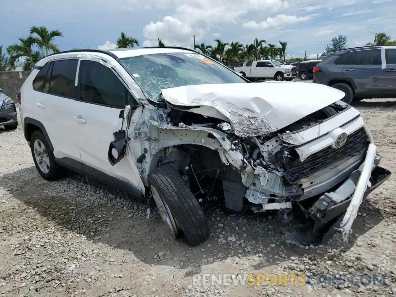 4 Photograph of a damaged car 2T3W1RFV0MC159988 TOYOTA RAV4 2021