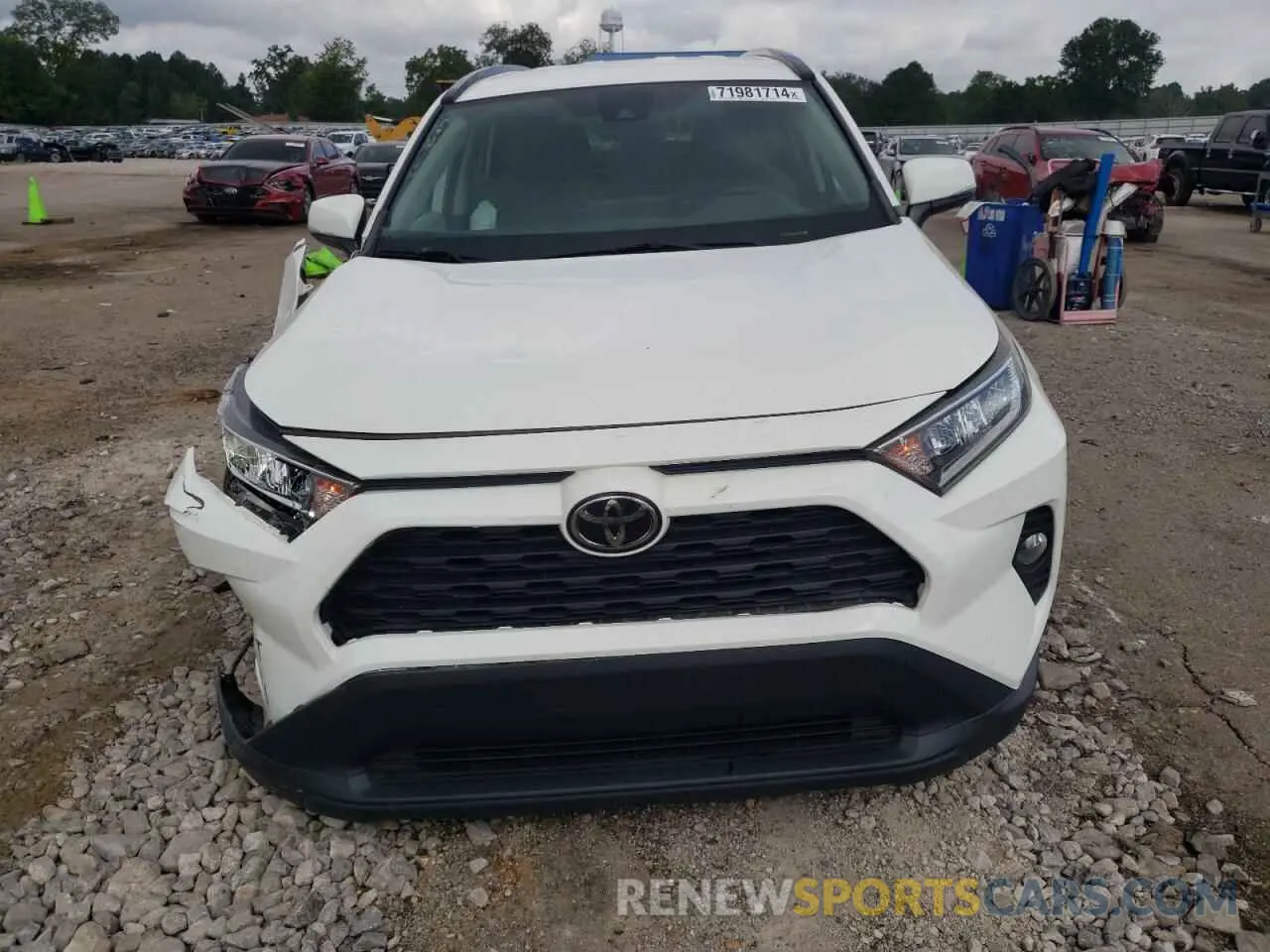 5 Photograph of a damaged car 2T3W1RFV0MW116041 TOYOTA RAV4 2021