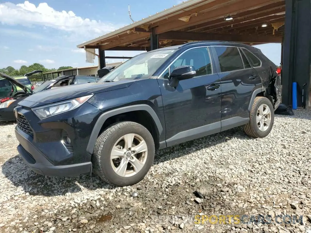 1 Фотография поврежденного автомобиля 2T3W1RFV0MW163781 TOYOTA RAV4 2021