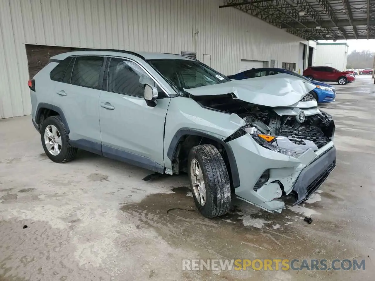 4 Photograph of a damaged car 2T3W1RFV0MW180936 TOYOTA RAV4 2021