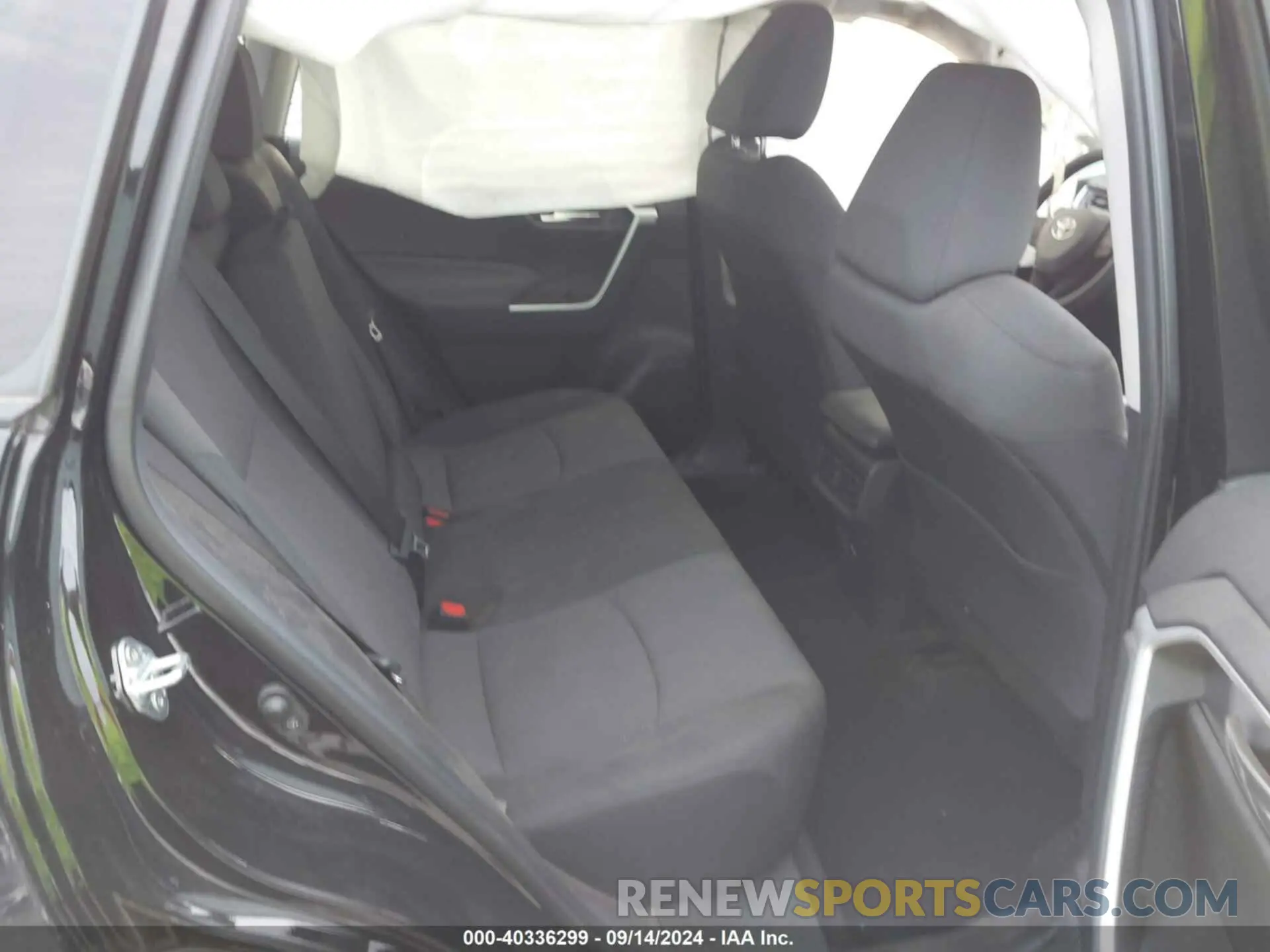 8 Фотография поврежденного автомобиля 2T3W1RFV1MC134596 TOYOTA RAV4 2021