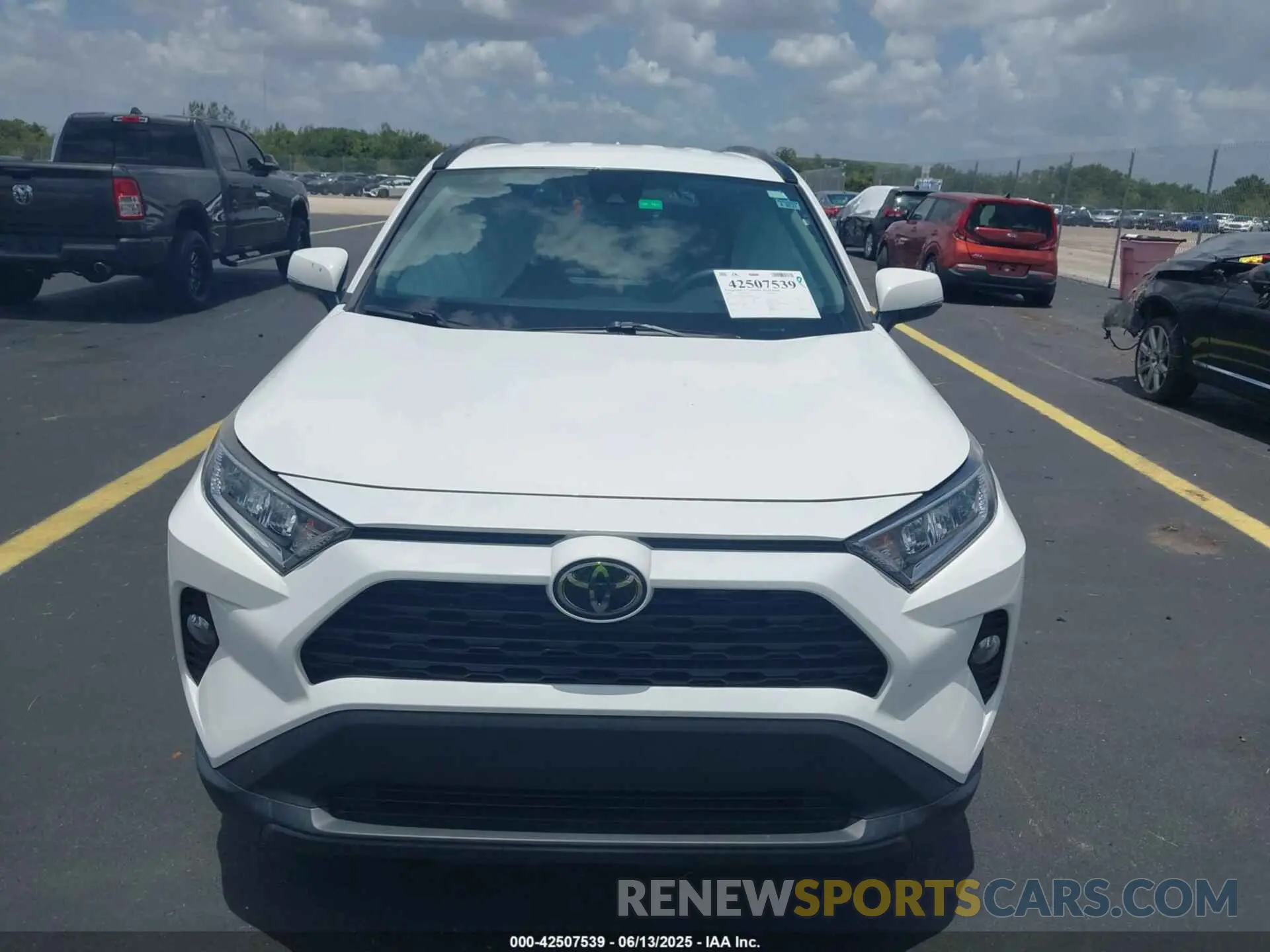 12 Photograph of a damaged car 2T3W1RFV1MC136218 TOYOTA RAV4 2021