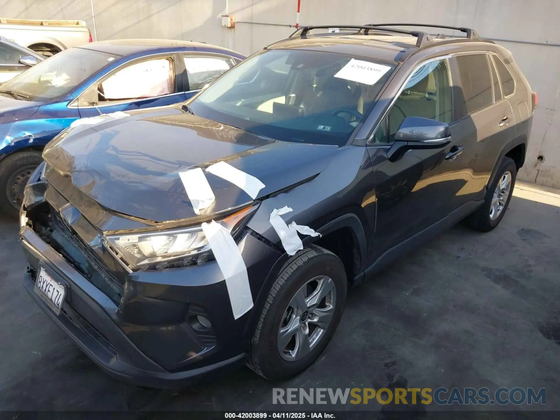 2 Фотография поврежденного автомобиля 2T3W1RFV1MC158171 TOYOTA RAV4 2021