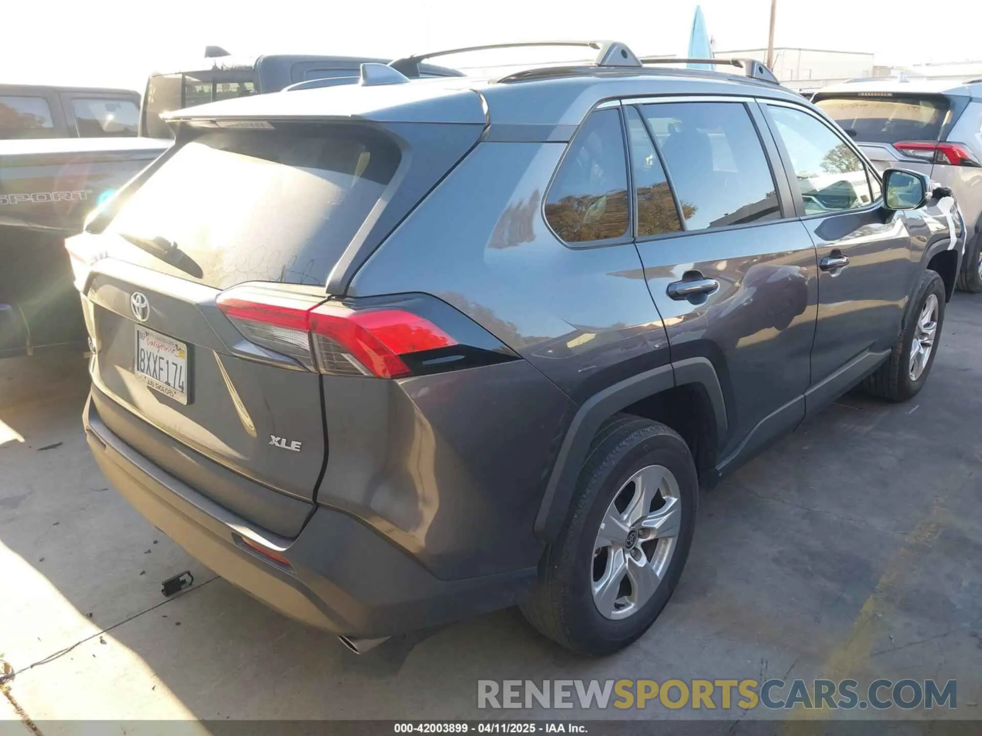 4 Фотография поврежденного автомобиля 2T3W1RFV1MC158171 TOYOTA RAV4 2021