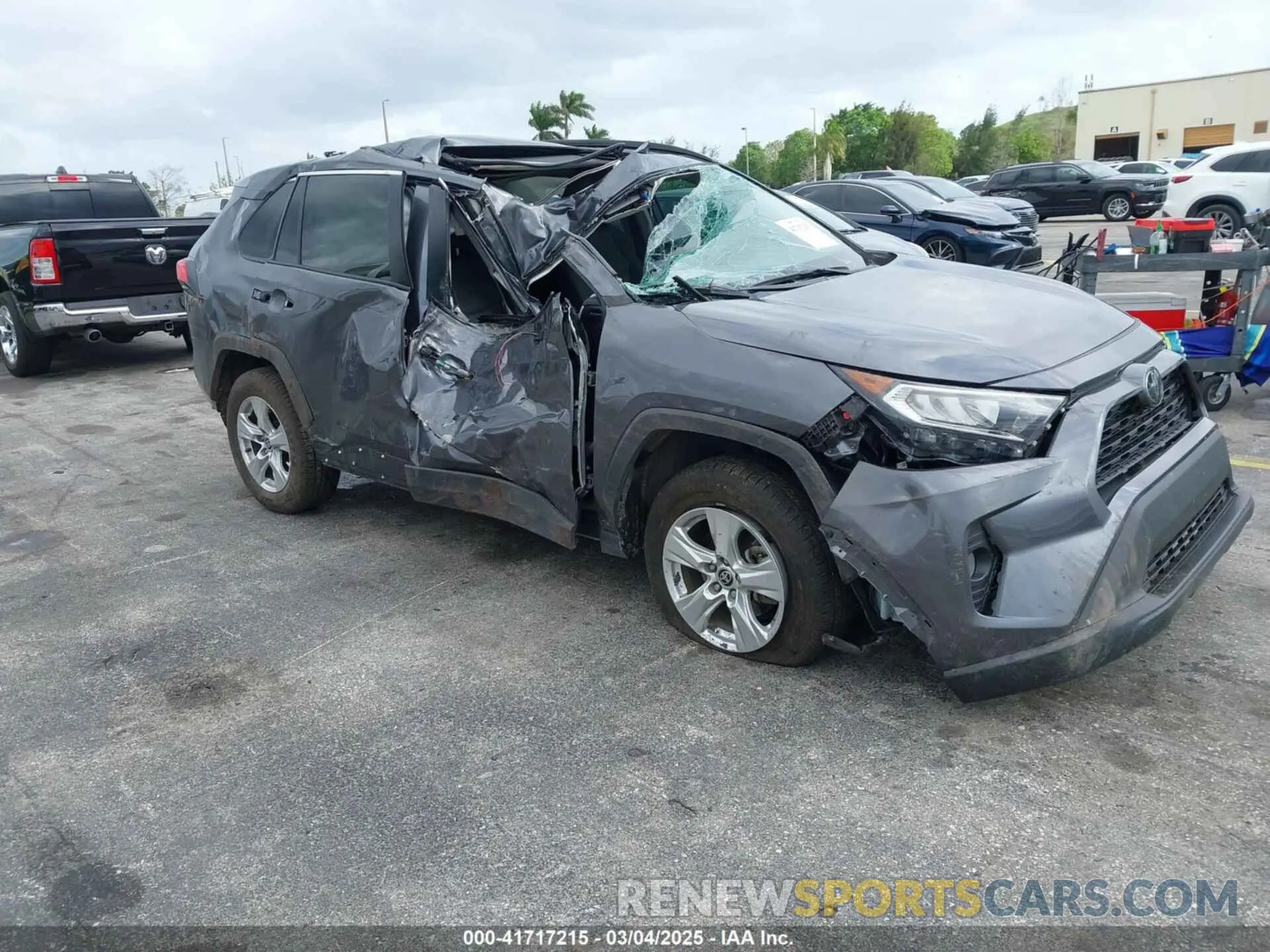 1 Photograph of a damaged car 2T3W1RFV1MC163810 TOYOTA RAV4 2021