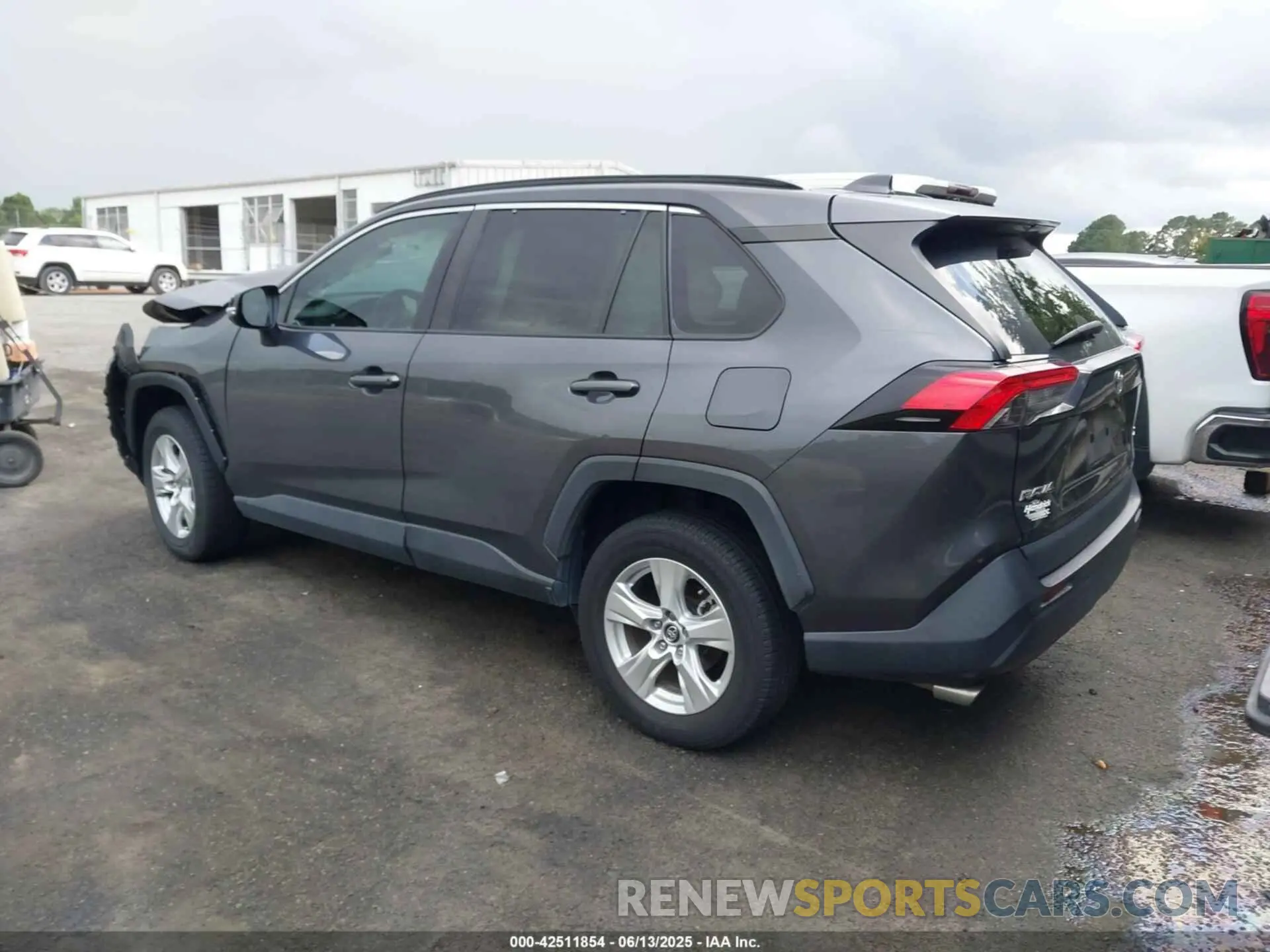 3 Фотография поврежденного автомобиля 2T3W1RFV1MW107168 TOYOTA RAV4 2021