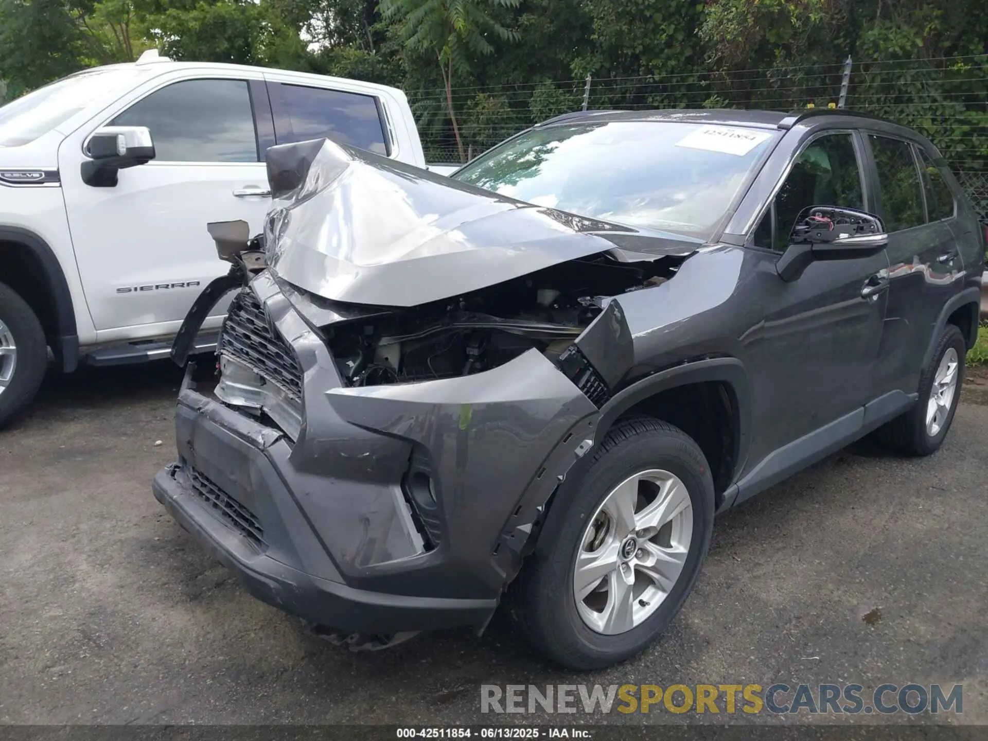 6 Фотография поврежденного автомобиля 2T3W1RFV1MW107168 TOYOTA RAV4 2021