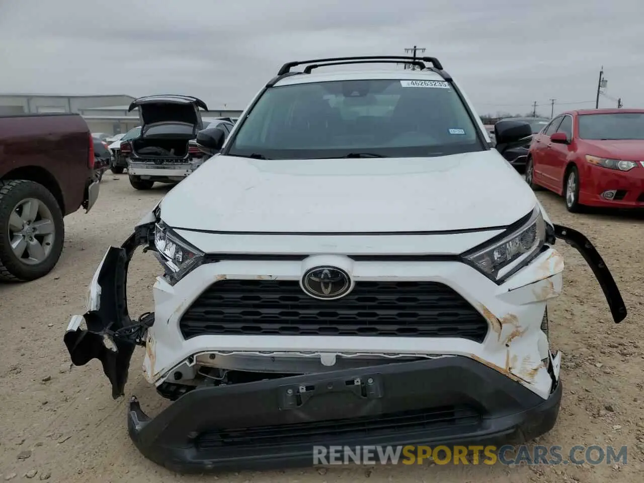 5 Photograph of a damaged car 2T3W1RFV1MW109499 TOYOTA RAV4 2021