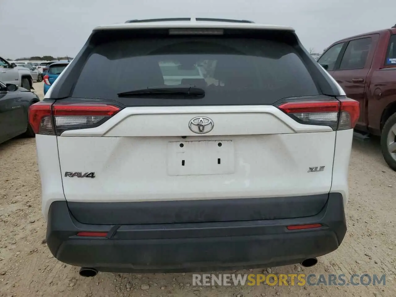 6 Photograph of a damaged car 2T3W1RFV1MW109499 TOYOTA RAV4 2021