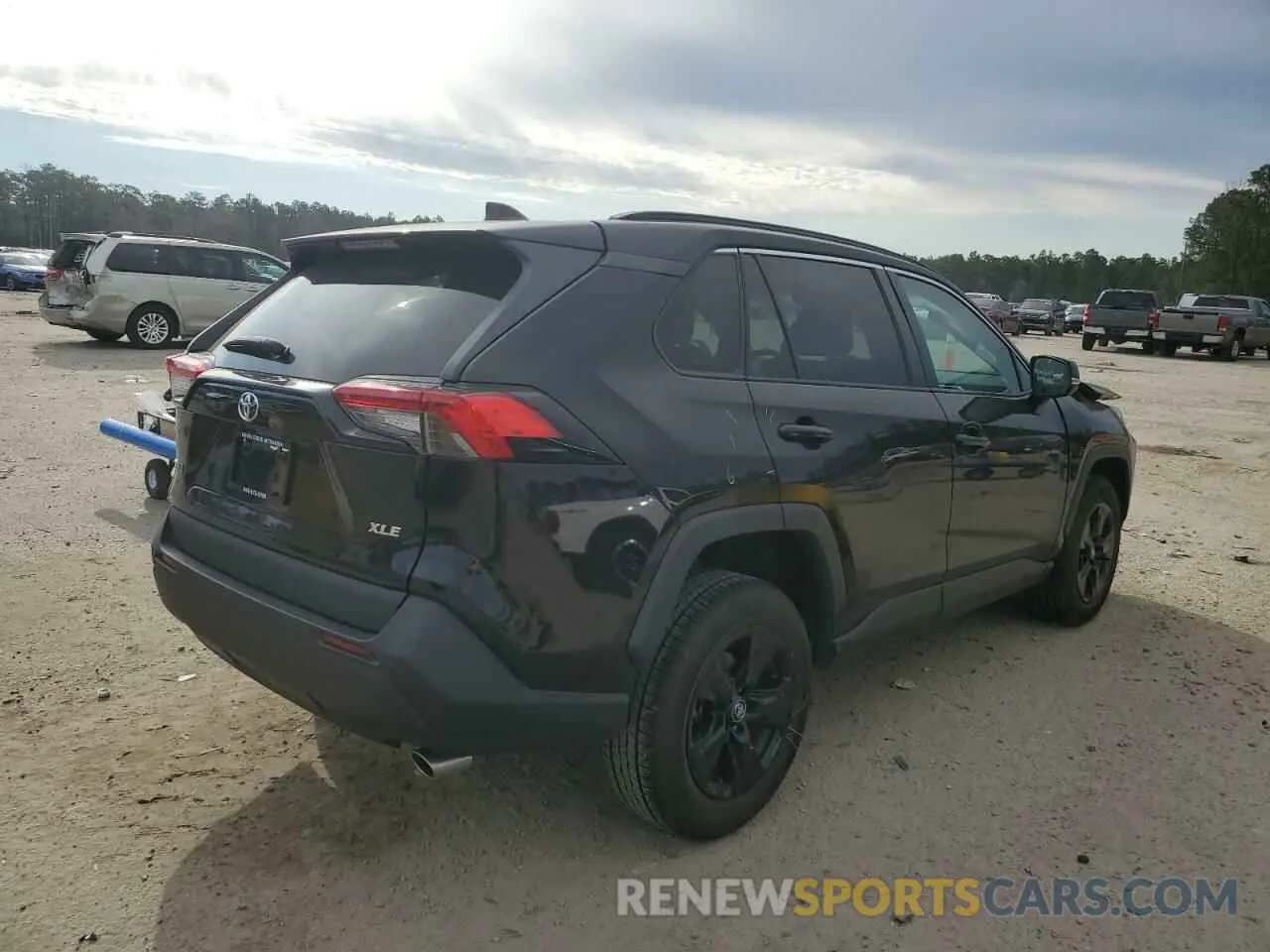 3 Photograph of a damaged car 2T3W1RFV1MW111754 TOYOTA RAV4 2021