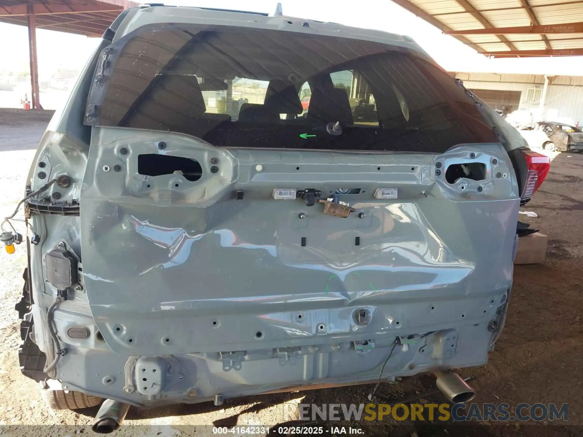 18 Фотография поврежденного автомобиля 2T3W1RFV1MW112984 TOYOTA RAV4 2021