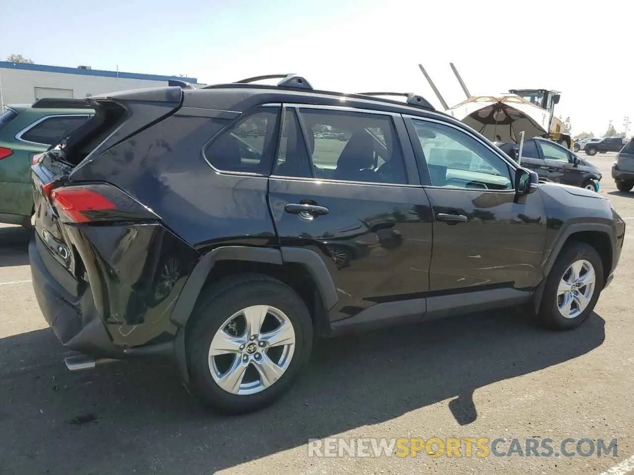 3 Photograph of a damaged car 2T3W1RFV1MW128747 TOYOTA RAV4 2021