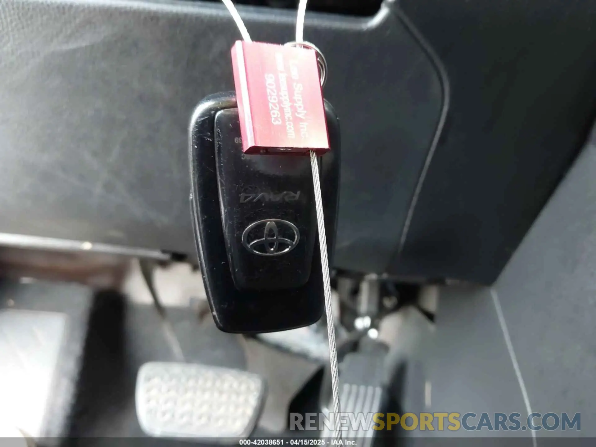11 Фотография поврежденного автомобиля 2T3W1RFV1MW151025 TOYOTA RAV4 2021