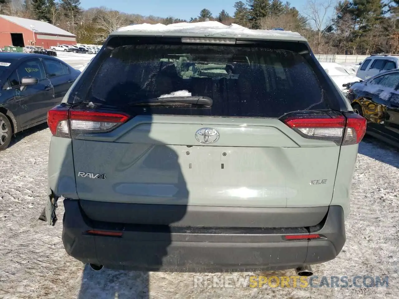 6 Фотография поврежденного автомобиля 2T3W1RFV2MC087983 TOYOTA RAV4 2021