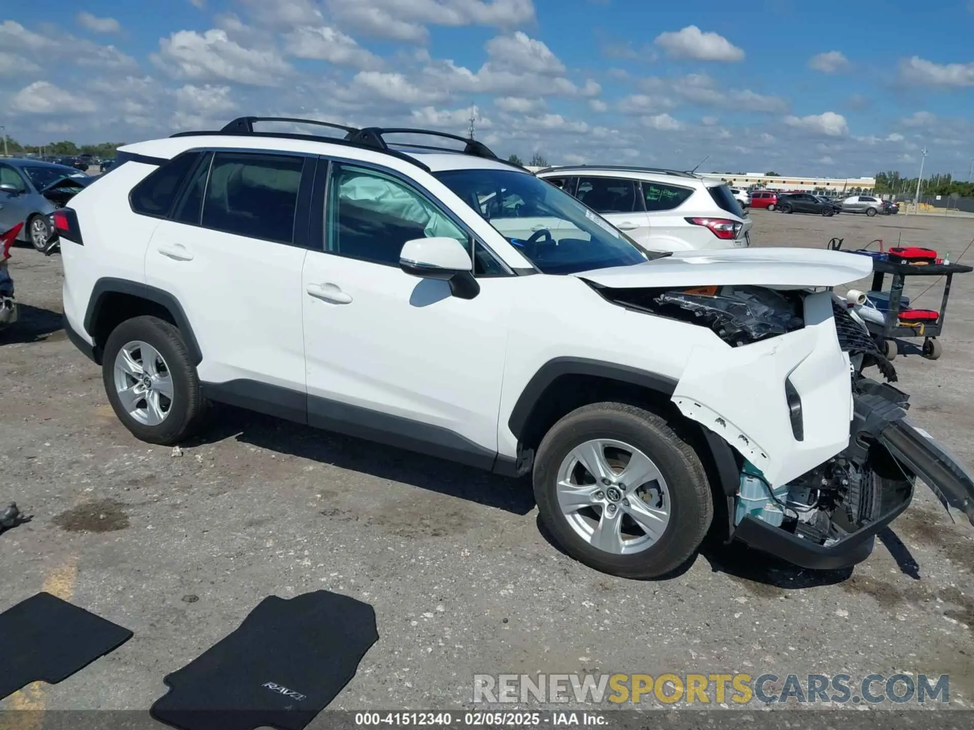 1 Фотография поврежденного автомобиля 2T3W1RFV2MC102997 TOYOTA RAV4 2021