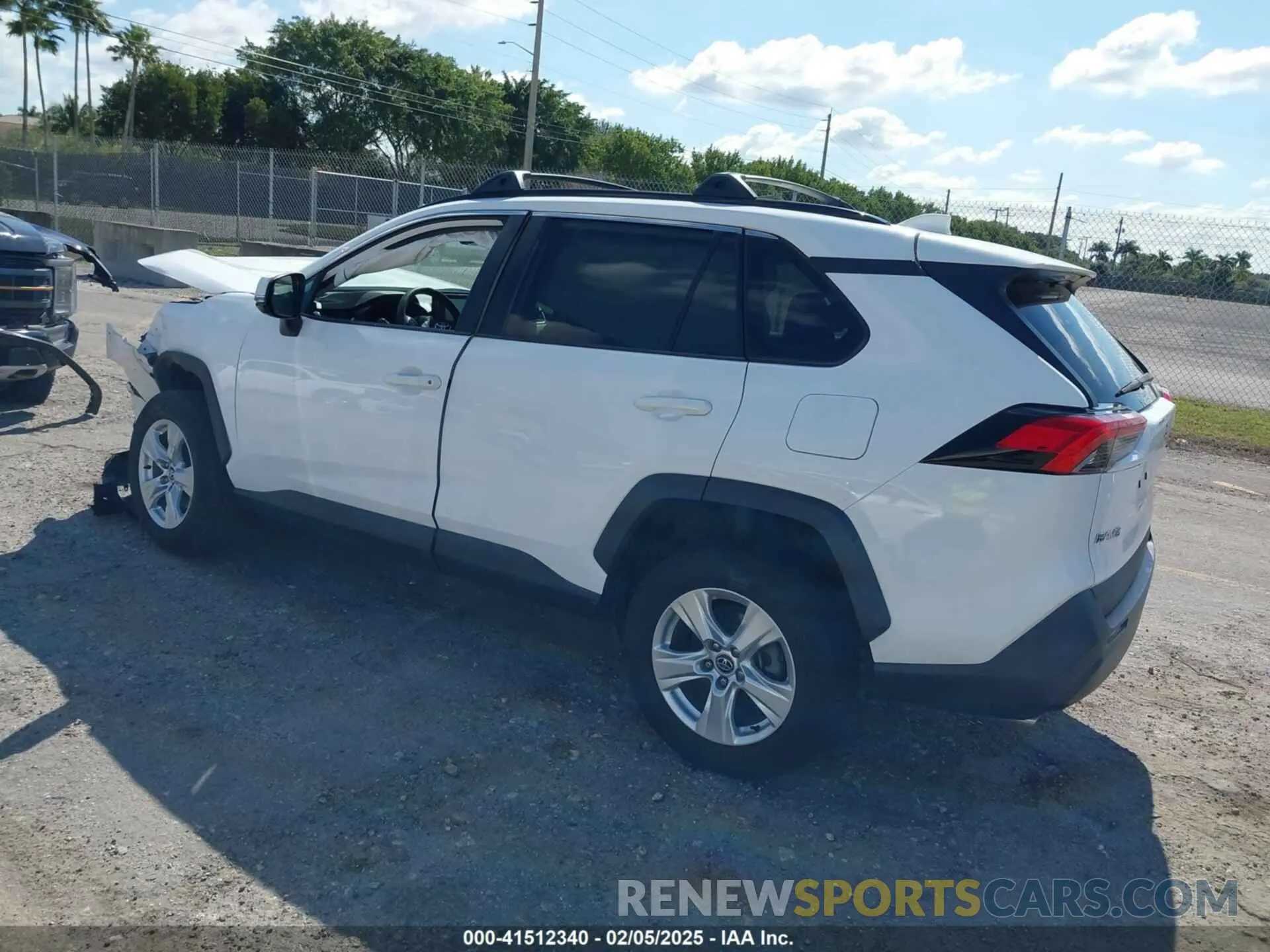 3 Фотография поврежденного автомобиля 2T3W1RFV2MC102997 TOYOTA RAV4 2021